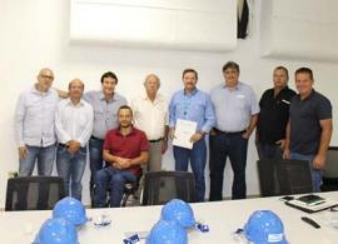 Legislativo e Executivo visitam diretores da Engie na Usina de Jaguara
