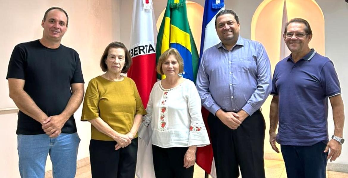 Vereadores Leandro, Dr. Talhy e Dr. Reginaldo receberam Meri Rodrigues e Maria Alice