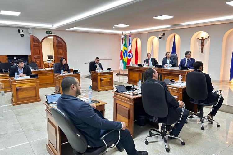 16ª Reunião Ordinária tem entrega de homenagens e aprovação de 7 projetos na Ordem do Dia