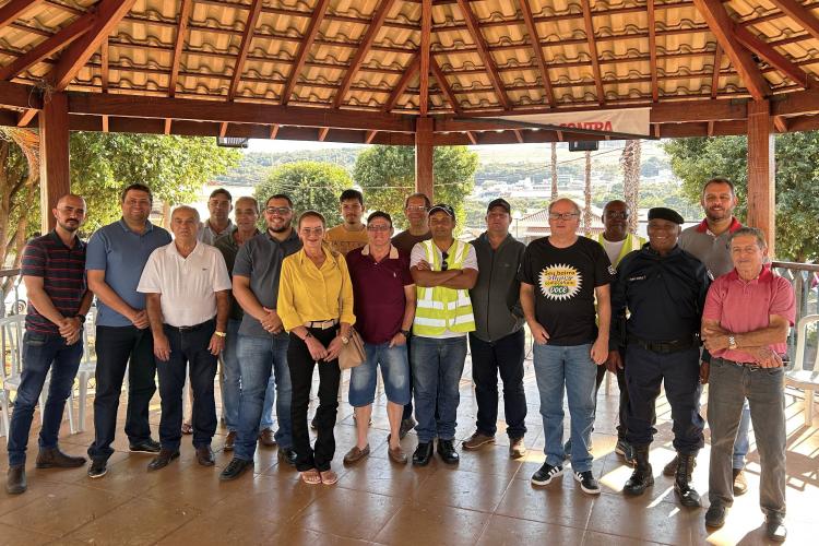 Papo com os motoristas reúne profissionais da área e representantes do Poder Público