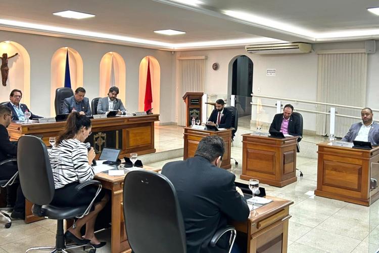 Na Ordem do Dia, os vereadores aprovaram 5 projetos de lei e um veto do Executivo