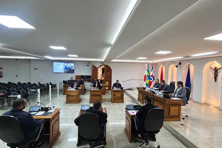 Dois dos projetos aprovados na Ordem do Dia receberam emendas do Legislativo