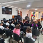 Alunos visitam o Plenário