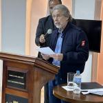 Jornalista e ex-vereador Walmor Júlio Silva, irmão de Dra. Ivone, faz agradecimentos em nome da família