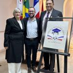 Dra. Dora Cerchi e os autores do projeto da Escola do Legislativo, Dr. Talhys e Gregório Pinheiro